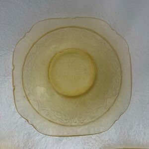 Federal Glass 6” bowl light yellow two chips on one side.